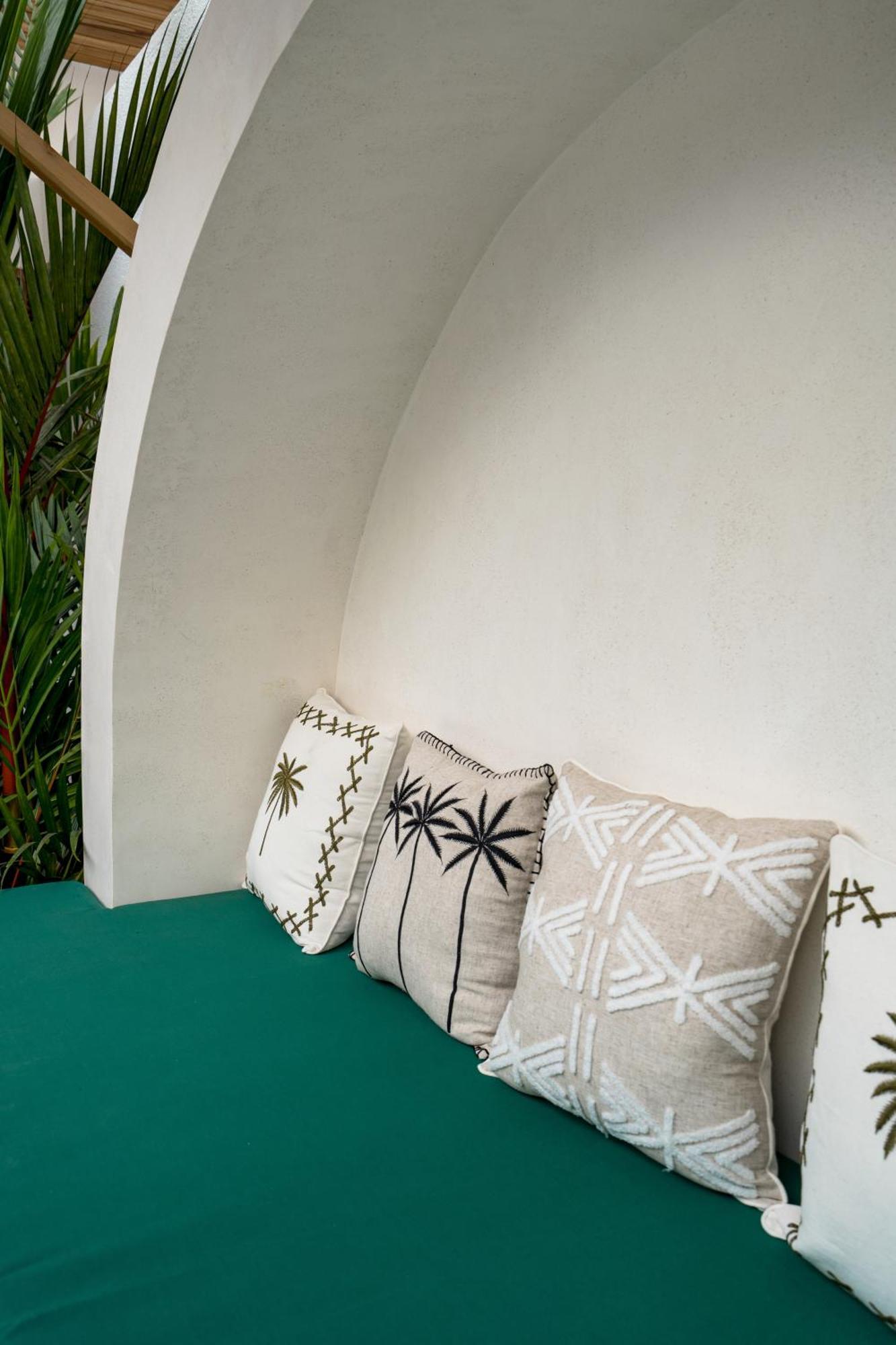Villa Maria - Uluwatu By Yolla Hospitality المظهر الخارجي الصورة
